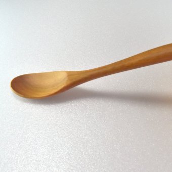 国産桜材のベビースプーン